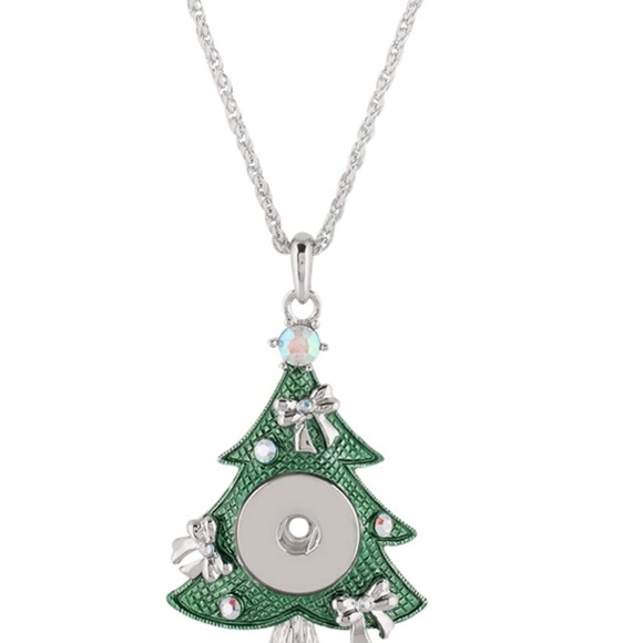 Snap Charm Christmas Tree Large Pendant Necklace Includes Chain and 3 Snaps - Picture 2 of 6
